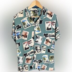 Boys XXL Short Sleeve Button Down Summer Vacation Graphic Print Shirt